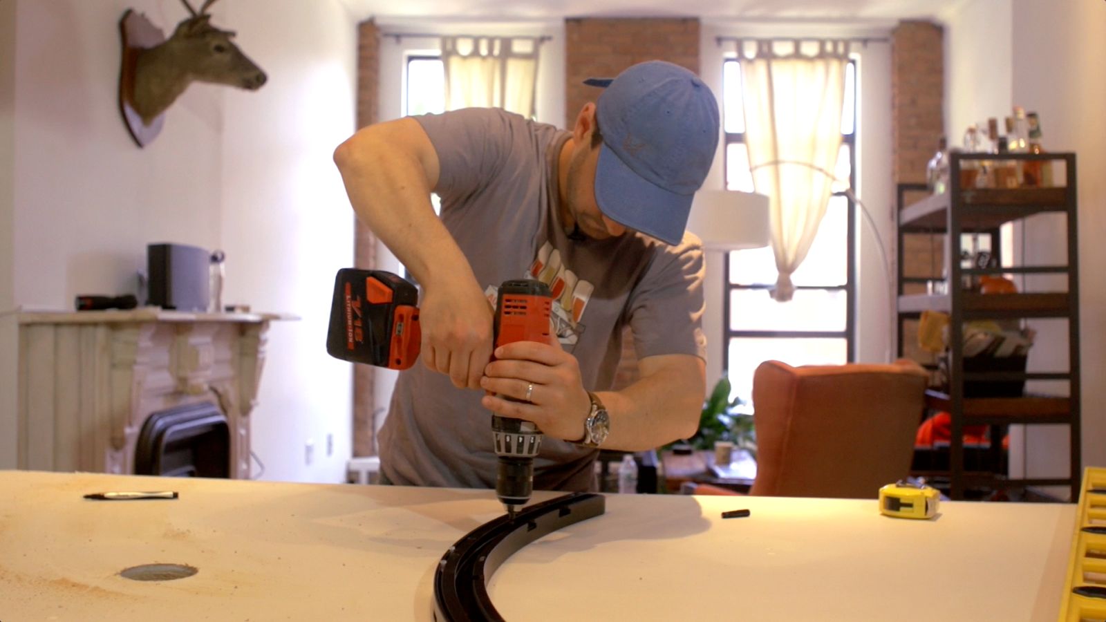 D.I.Y. The Fake TV Wall