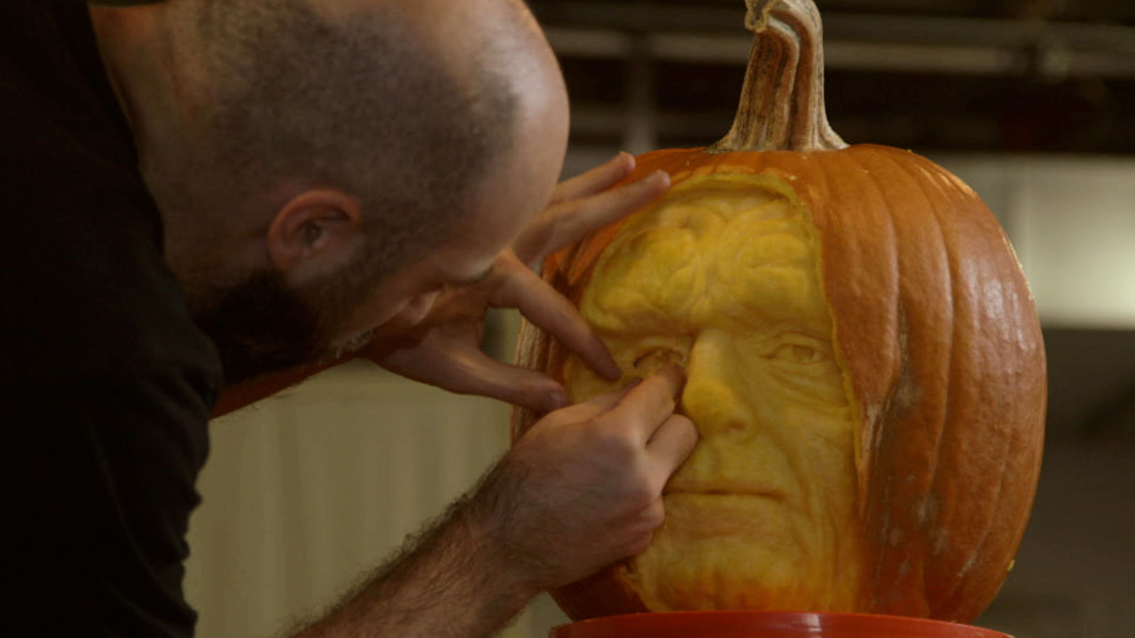 Maniac Pumpkin Carvers