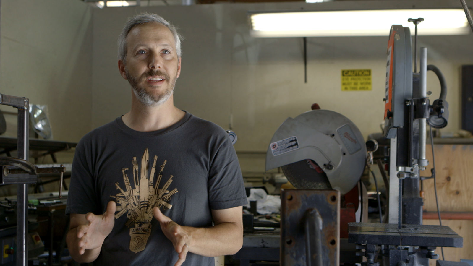 Watch FX Experts Build the Prototype of a 14-Foot Creature