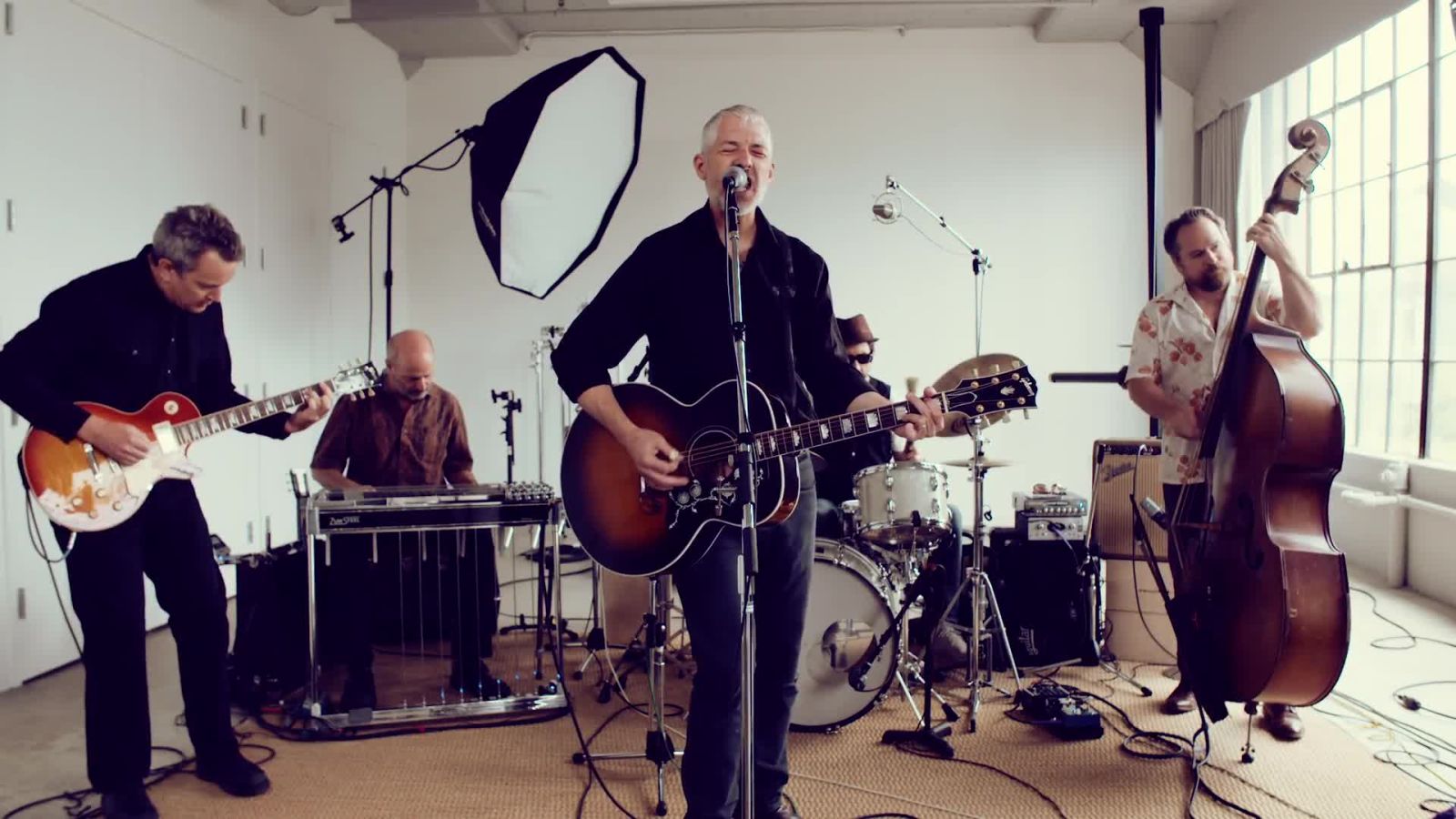 Victor Krummenacher Performs "If You Don't Break My Heart, I Don't Stand A Chance"