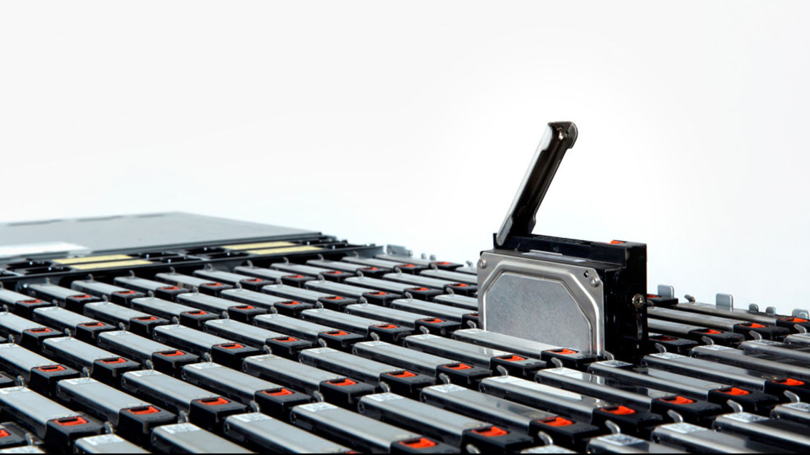 Game of Clouds: Dropbox Declares Independence From Amazon