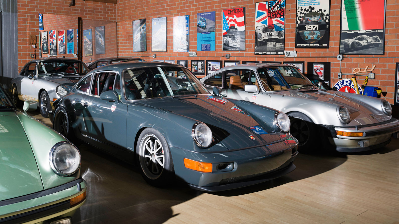 Take a 360-Video Tour of a Magnus Walker's Sweet Porsches