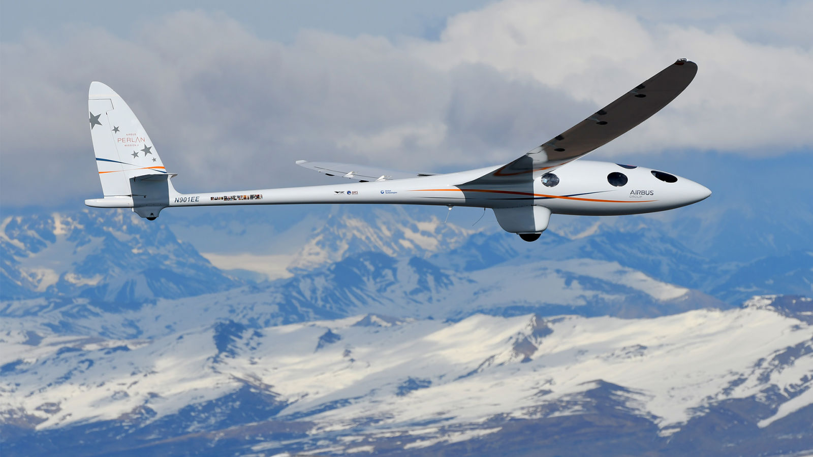 This Plane is Trying to Fly to 90,000 Feet Without an Engine