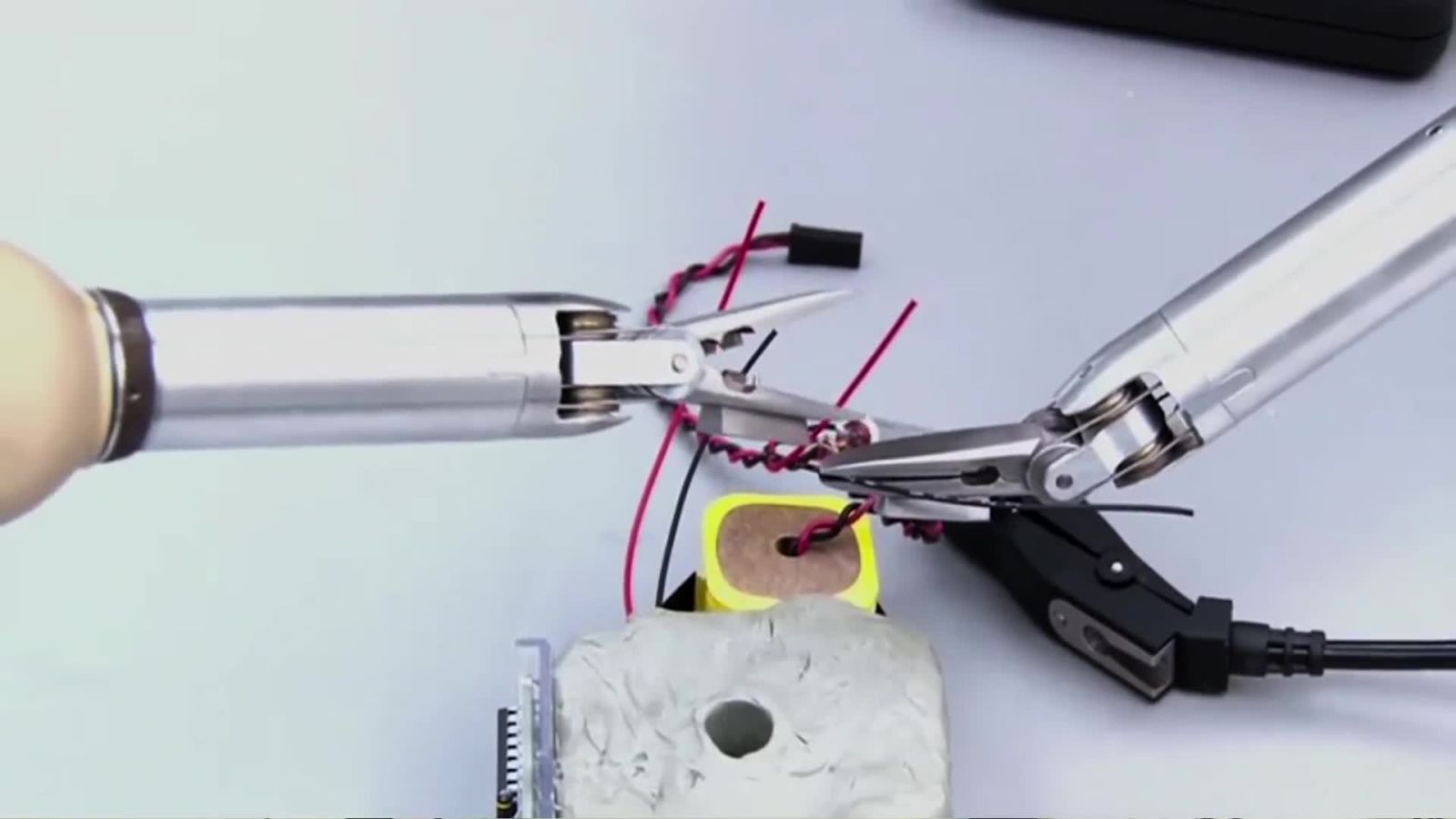 Meet Taurus, the VR Controlled Bomb Disposal Robot