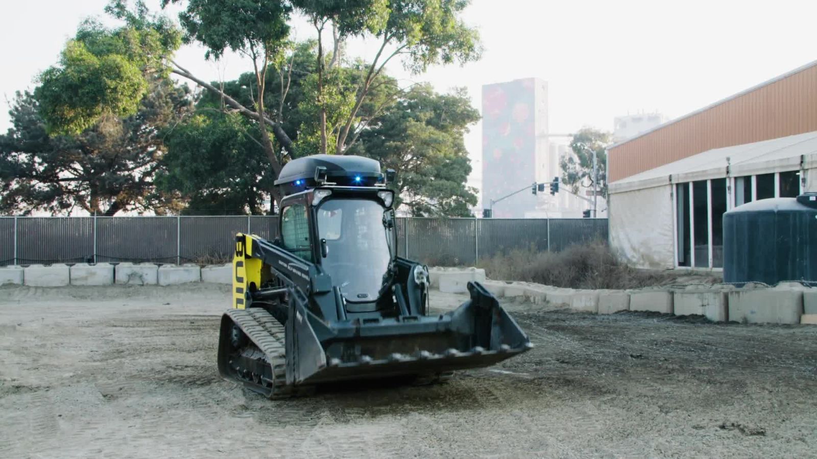 This Construction Digger Drives Itself