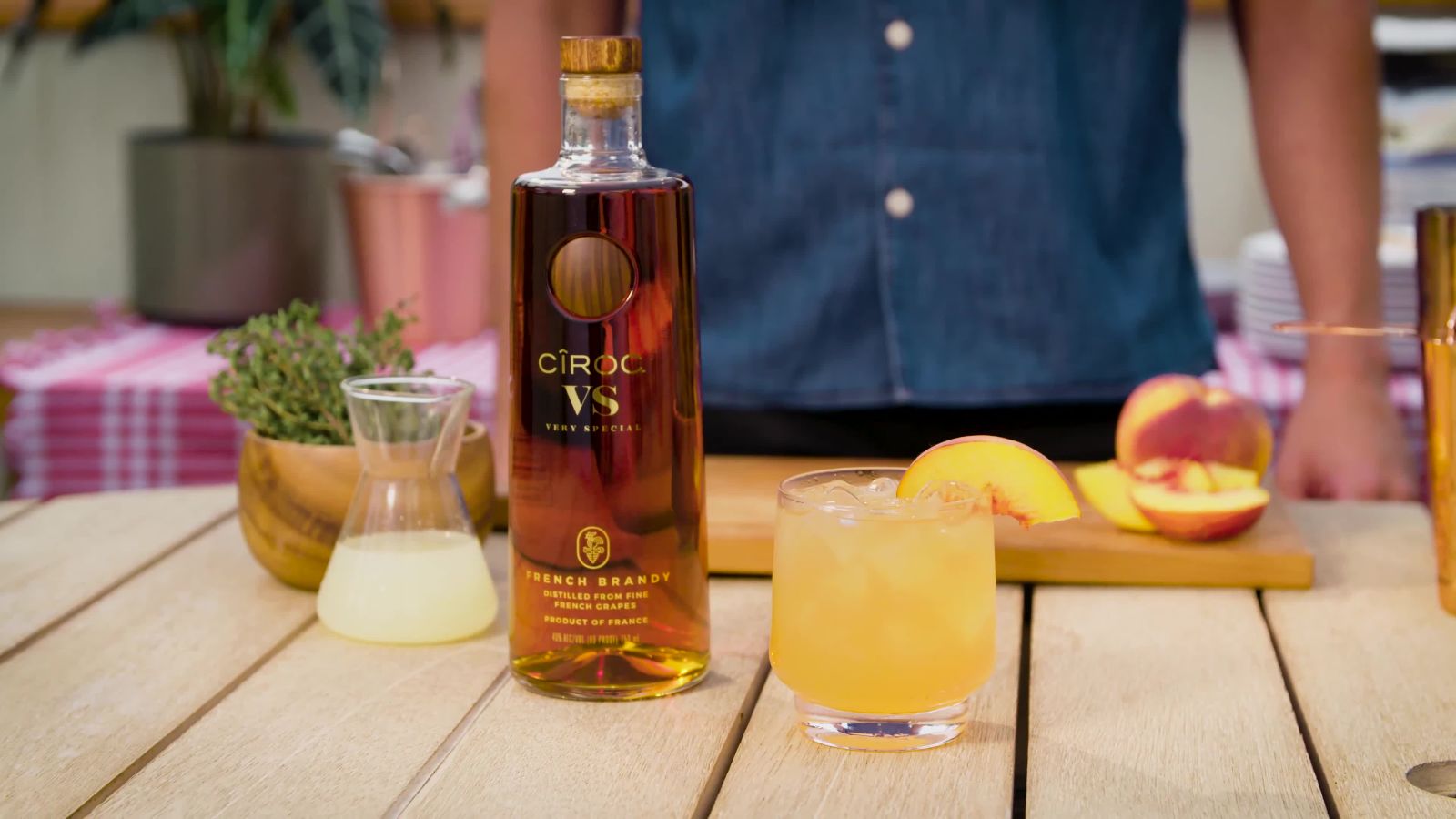 Make Summer Last with CÎROC VS