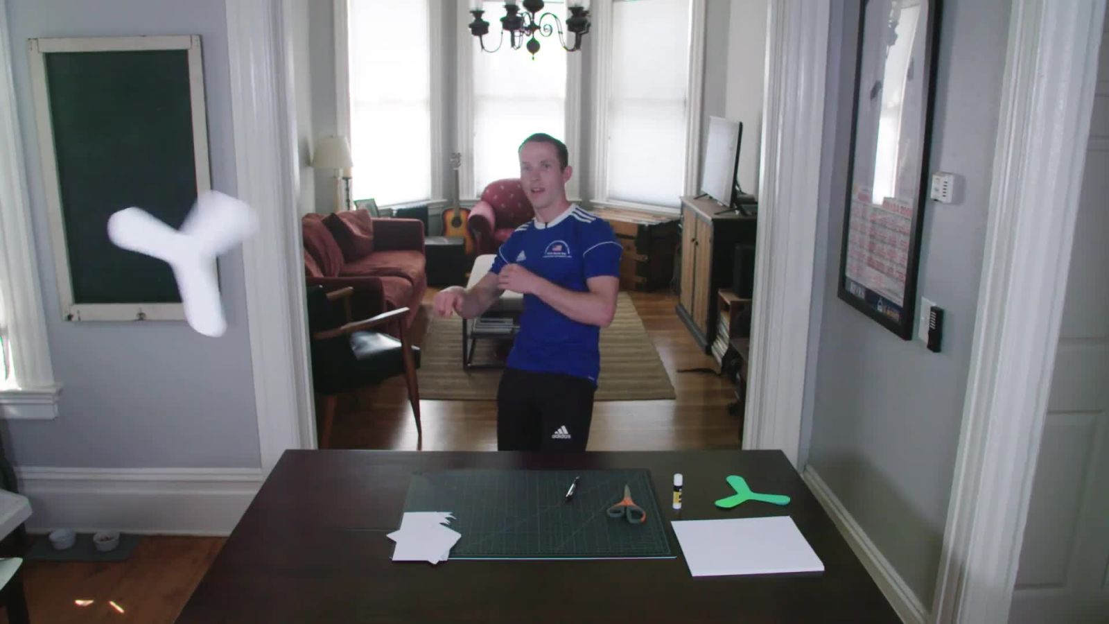 How to Make and Throw an Indoor Boomerang