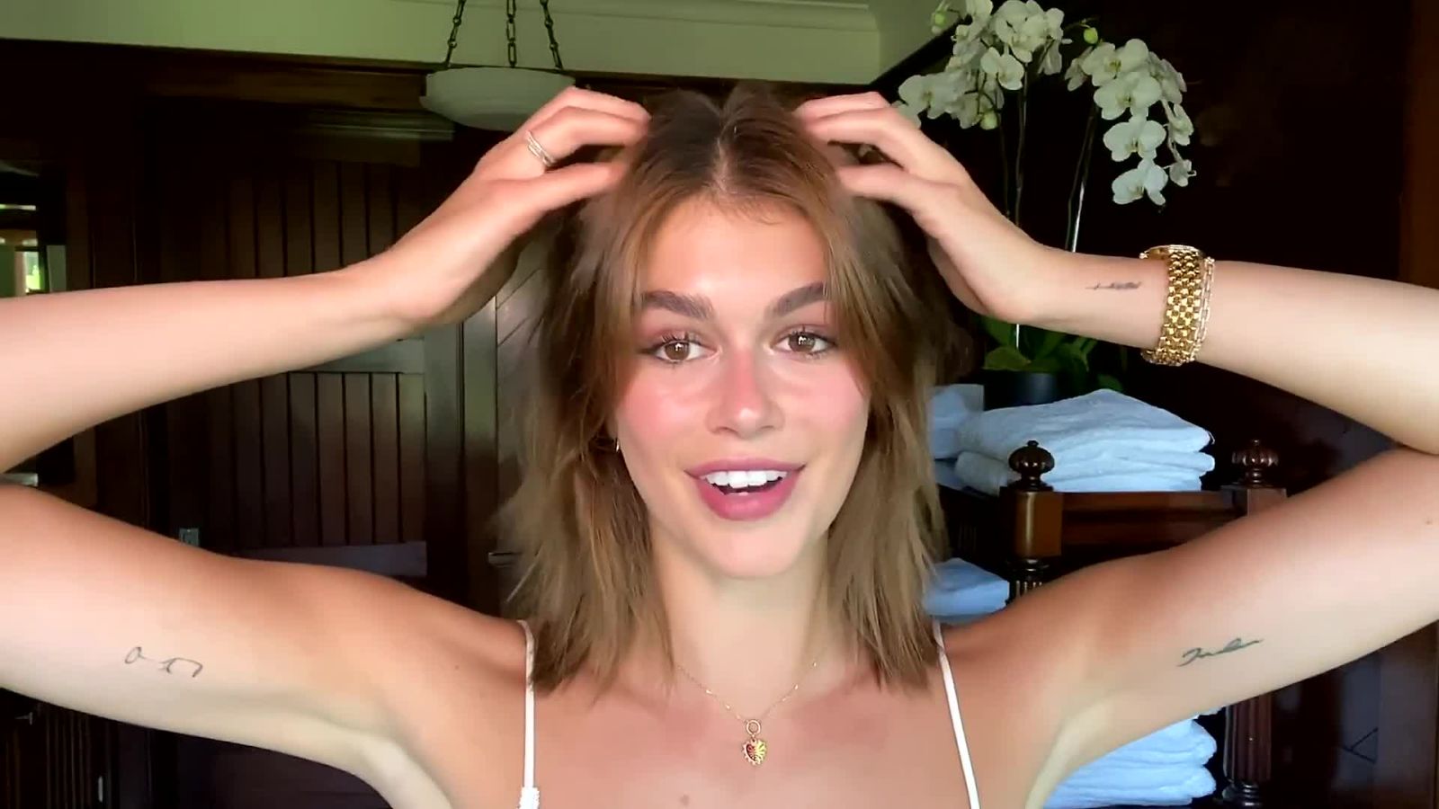 Kaia Gerber’s Guide to Face Sculpting and Minimal, Sun-Kissed Makeup