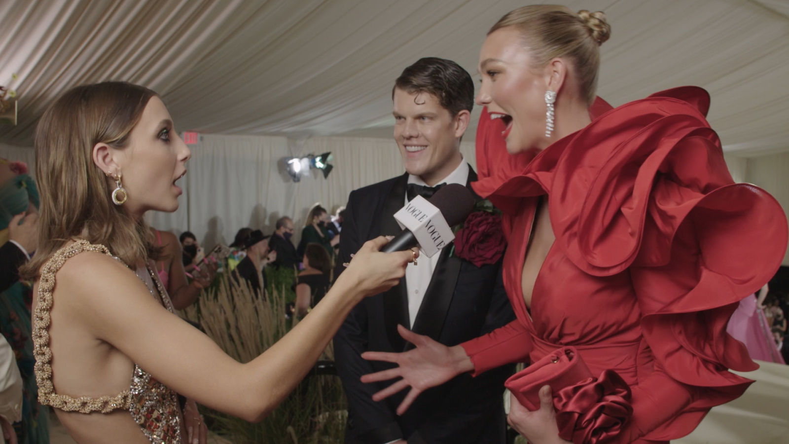 Karlie Kloss on Her Rose-Inspired Met Look