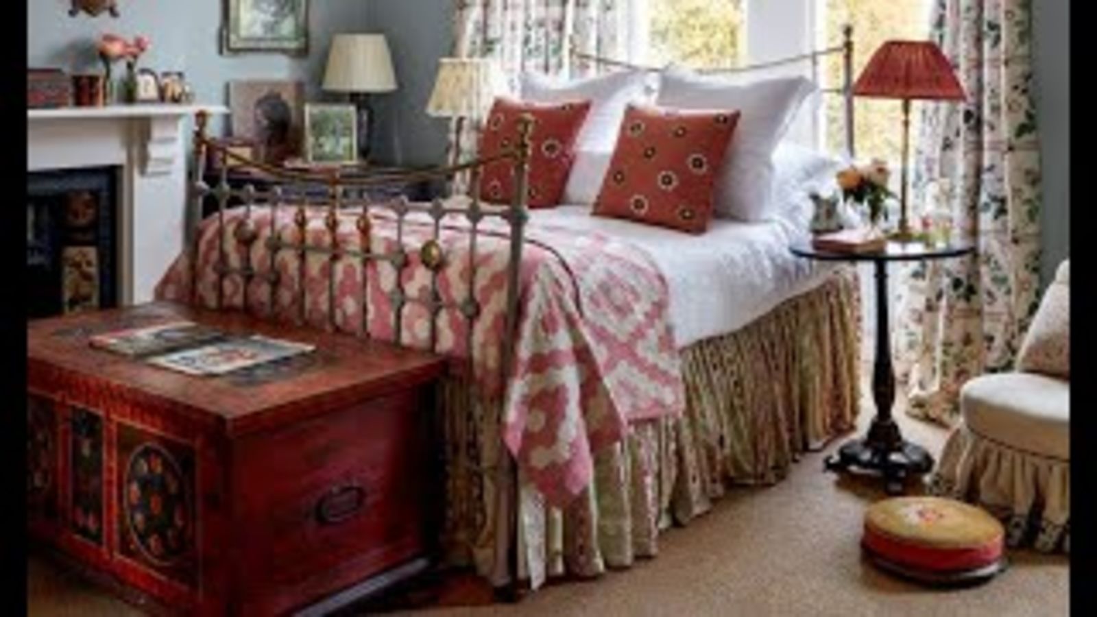Emma Burns of Sybil Colefax & John Fowler on how to choose and style a bed | How To