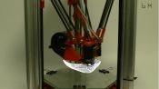 Una scultura di luce stampata in 3D