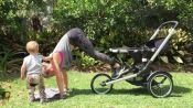 Fit Girls: Elsa Pataky en forma con el carrito de sus bebés