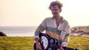 Watch Harry Styles Sing an Acoustic Rendition of “Cherry” in Vogue’s Cover Video