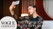 Das perfekte Selfie mit Irina Shayk – how to take a selfie like a model | VOGUE