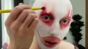 Gena Marvin показывает свой арт-макияж | Vogue Россия 