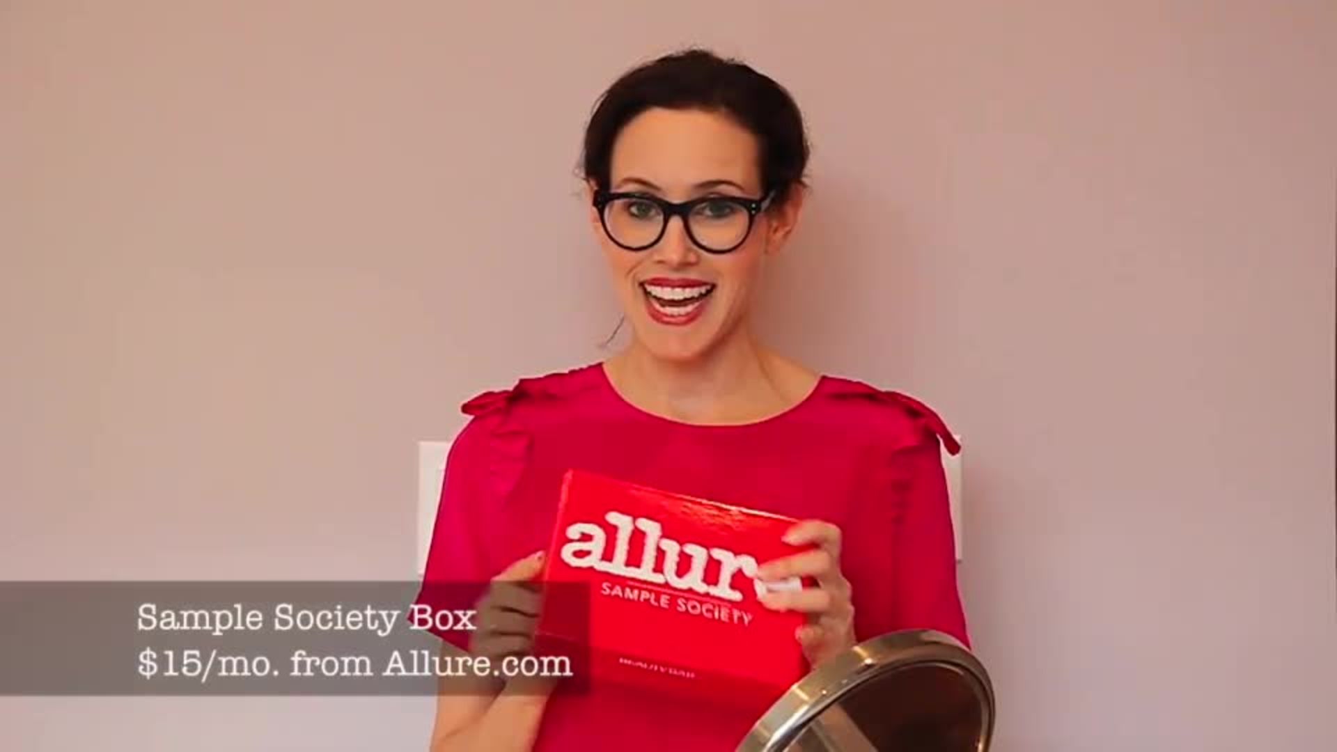 Watch Allure's May 2015 Beauty Box, Allure Insiders