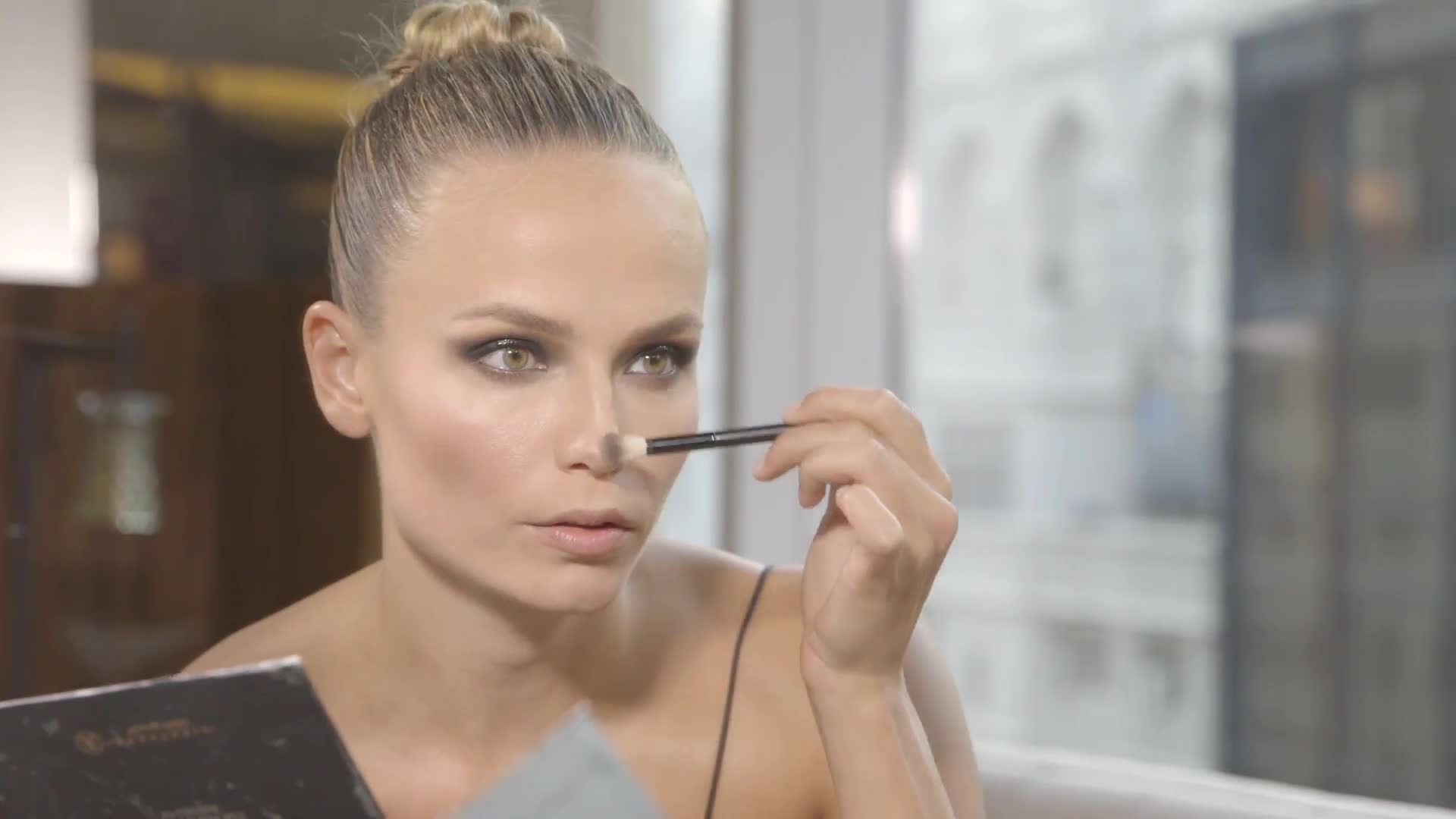 Watch Supermodel Natasha Poly Does Her Own Makeup For The Met Gala Allure