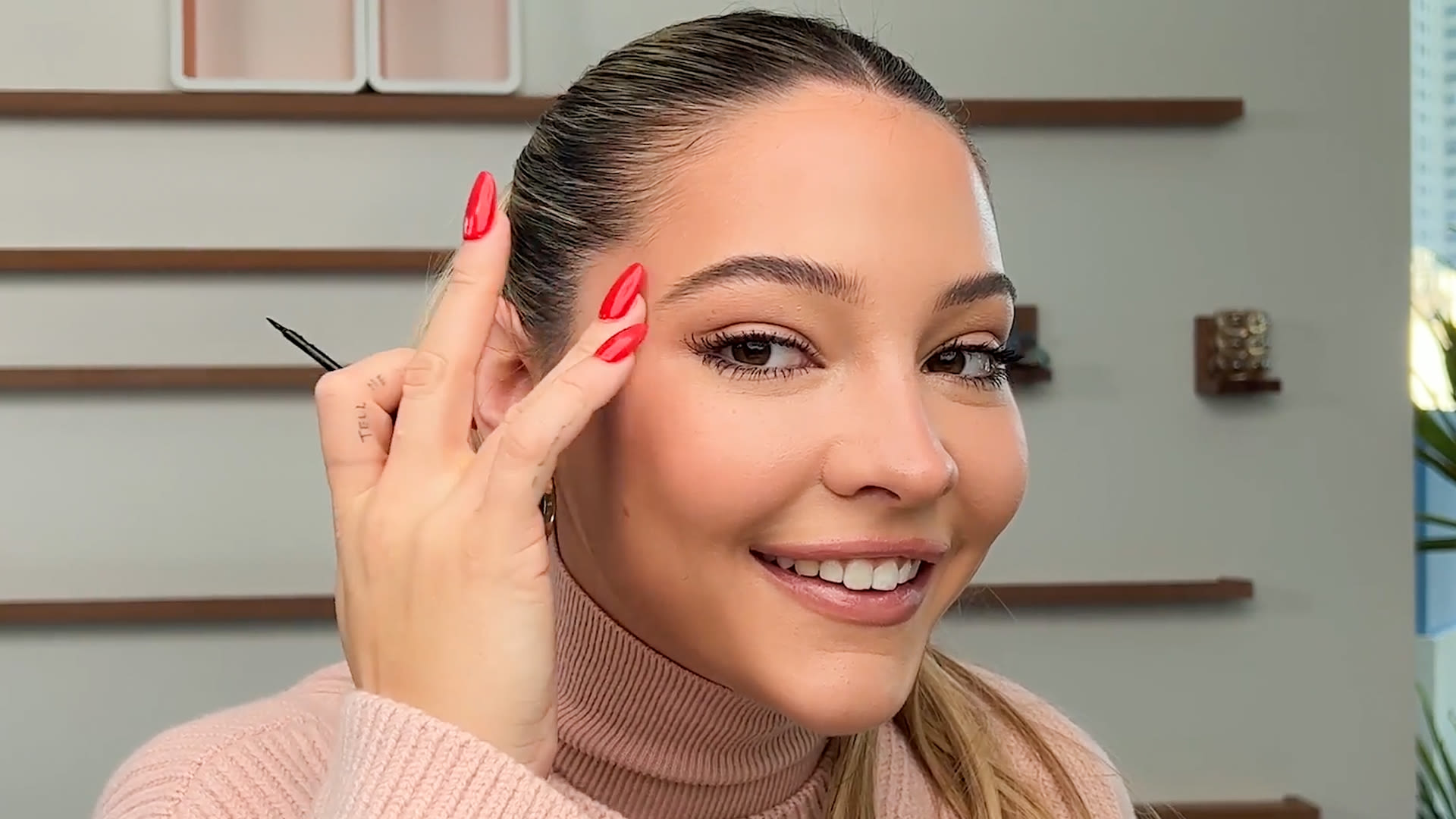 Watch Madelyn Cline's 10-Minute Beauty Routine, 10 Minute Beauty Routine