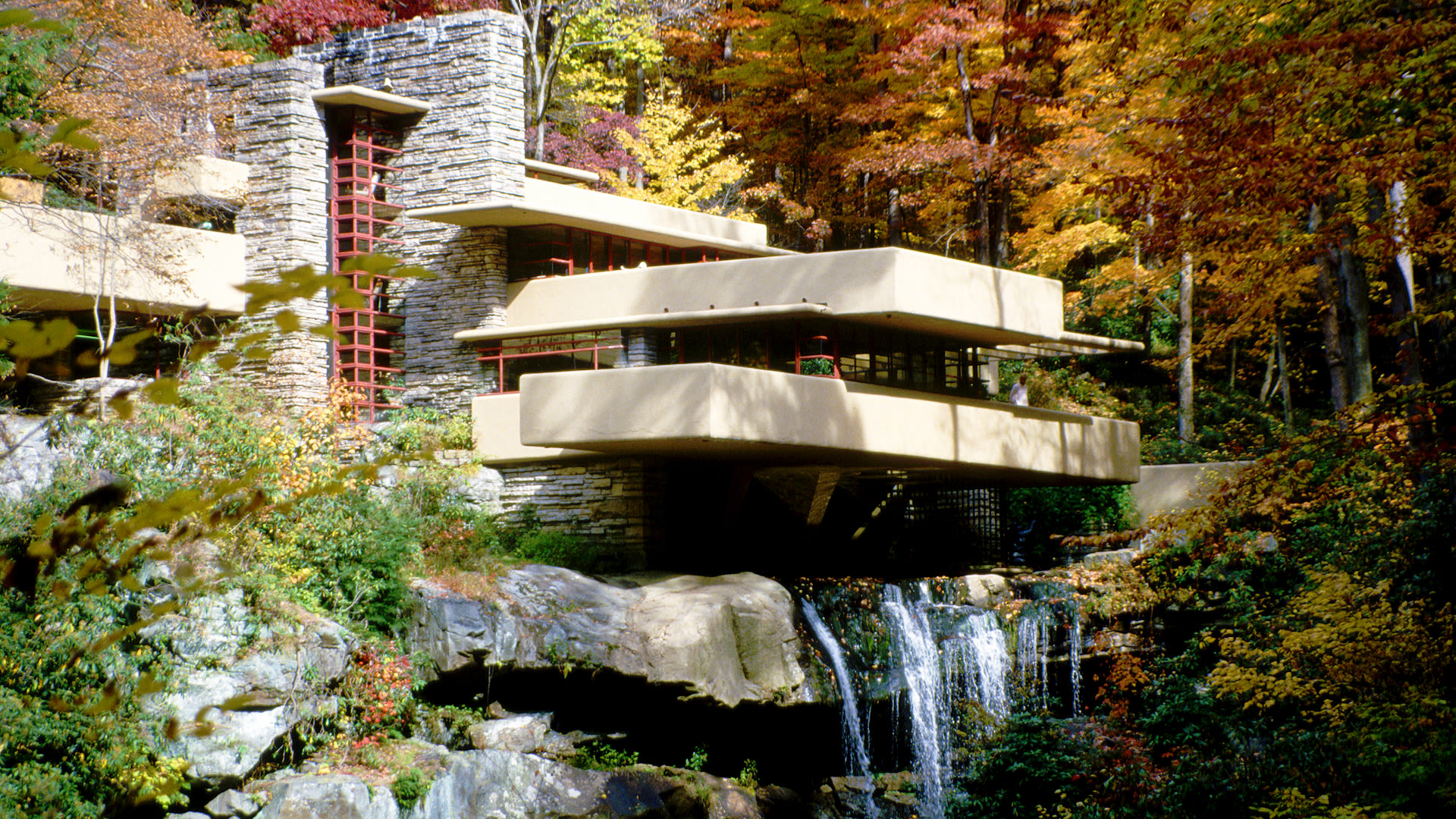 Watch 5 iconic modernist homes with severe design flaws architectural
