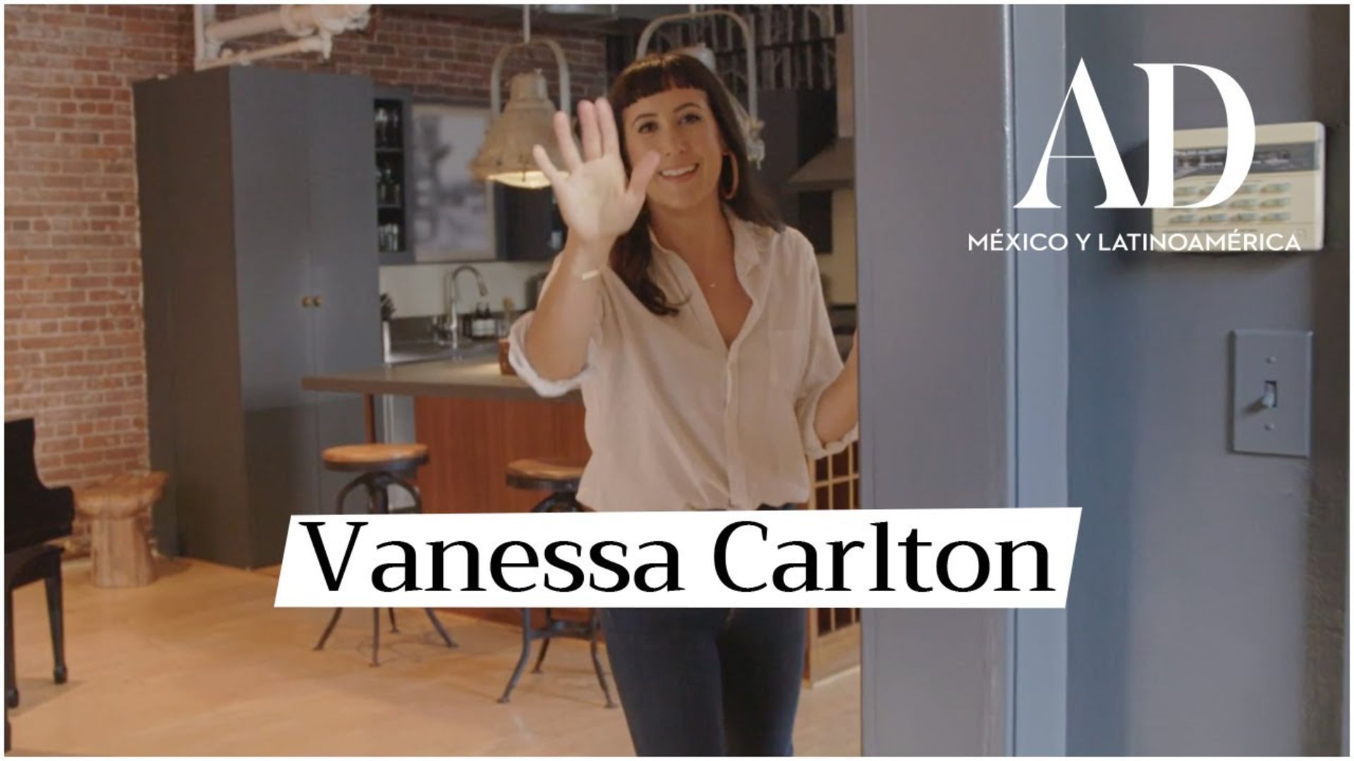 Watch Vanessa Carlton nos comparte sus rincones favoritos de su hogar