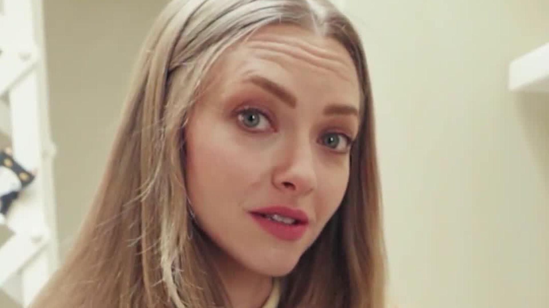 Watch Amanda Seyfried Nos Enseña Su Luminosa Cocina Architectural