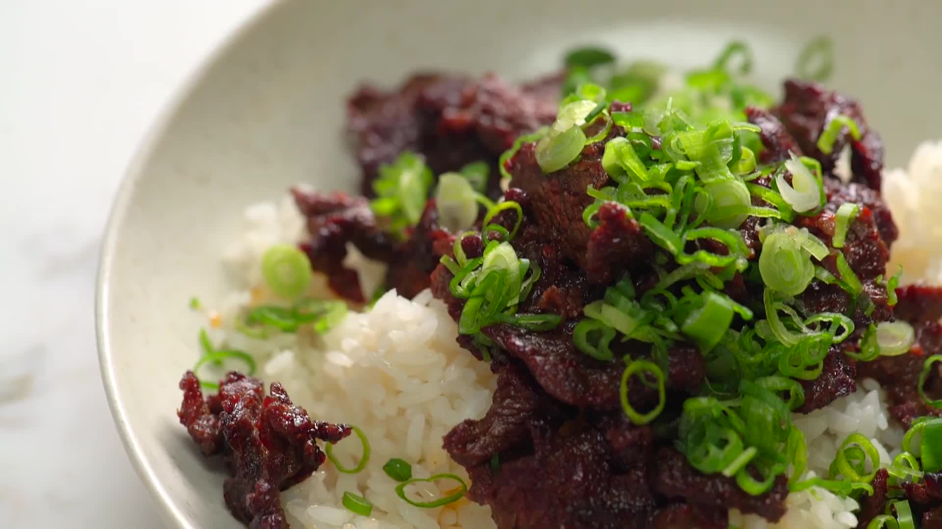 Watch QuickSeared Bulgogi Bon Appétit