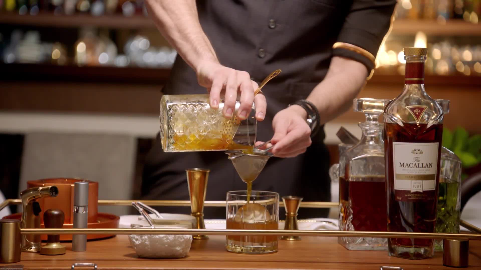 Watch Spice-infused single-malt experience you can only find in San  Francisco | The World's Best Scotch Experiences | Presented By The Macallan  | Condé Nast Traveler