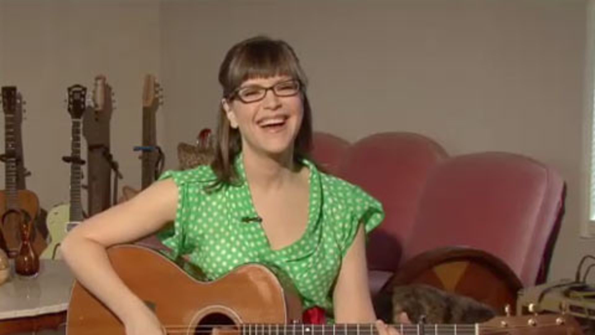 Watch Lisa Loeb at Home Celebrity Cooks Epicurious