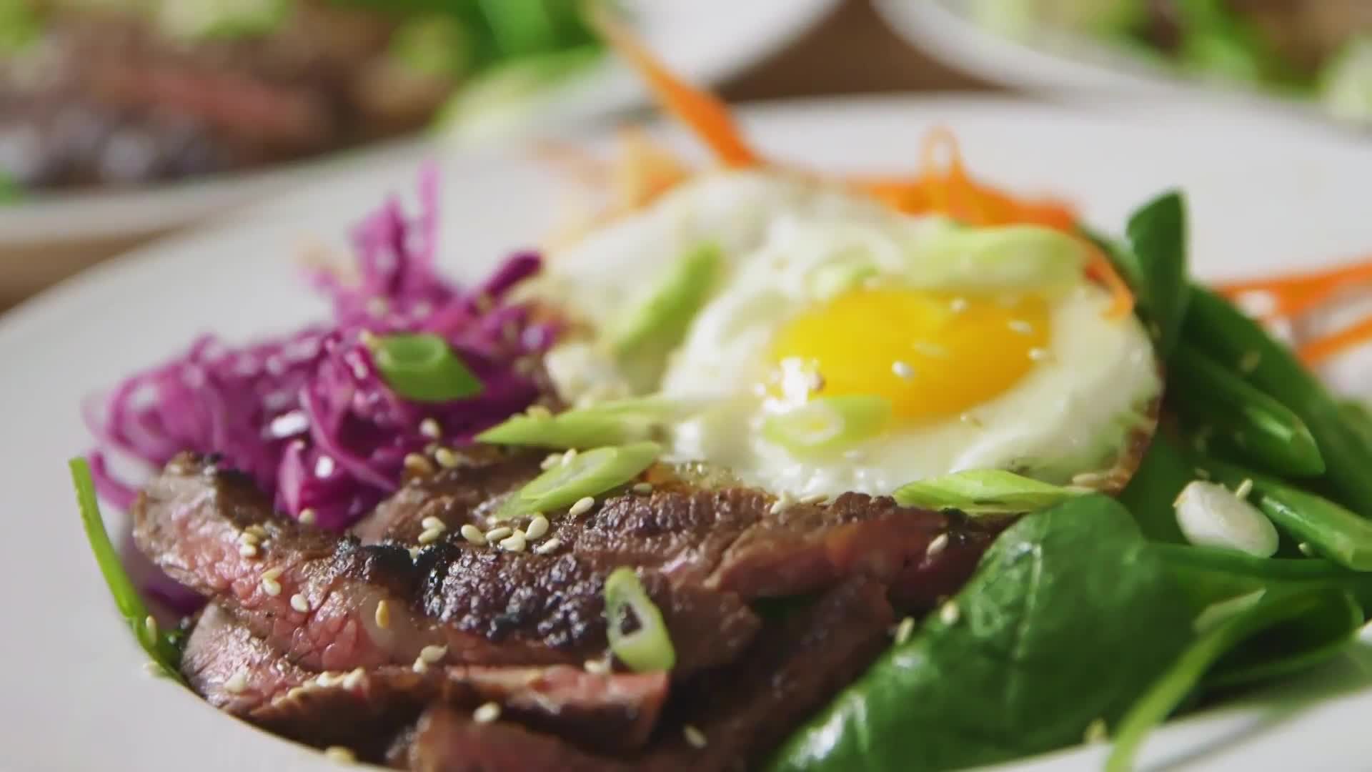 Watch How to Make KoreanStyle Steak Salad Epicurious