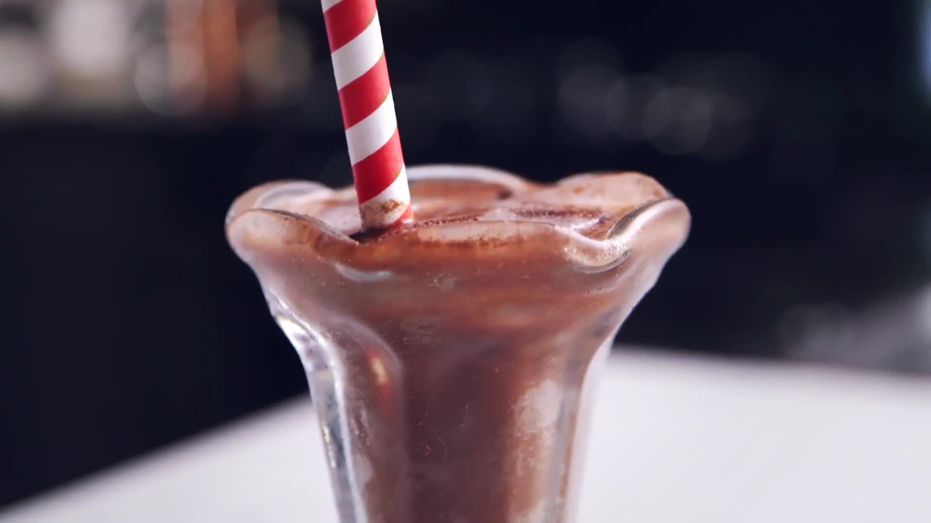 Watch Put Soda in Your Chocolate Float | Epicurious