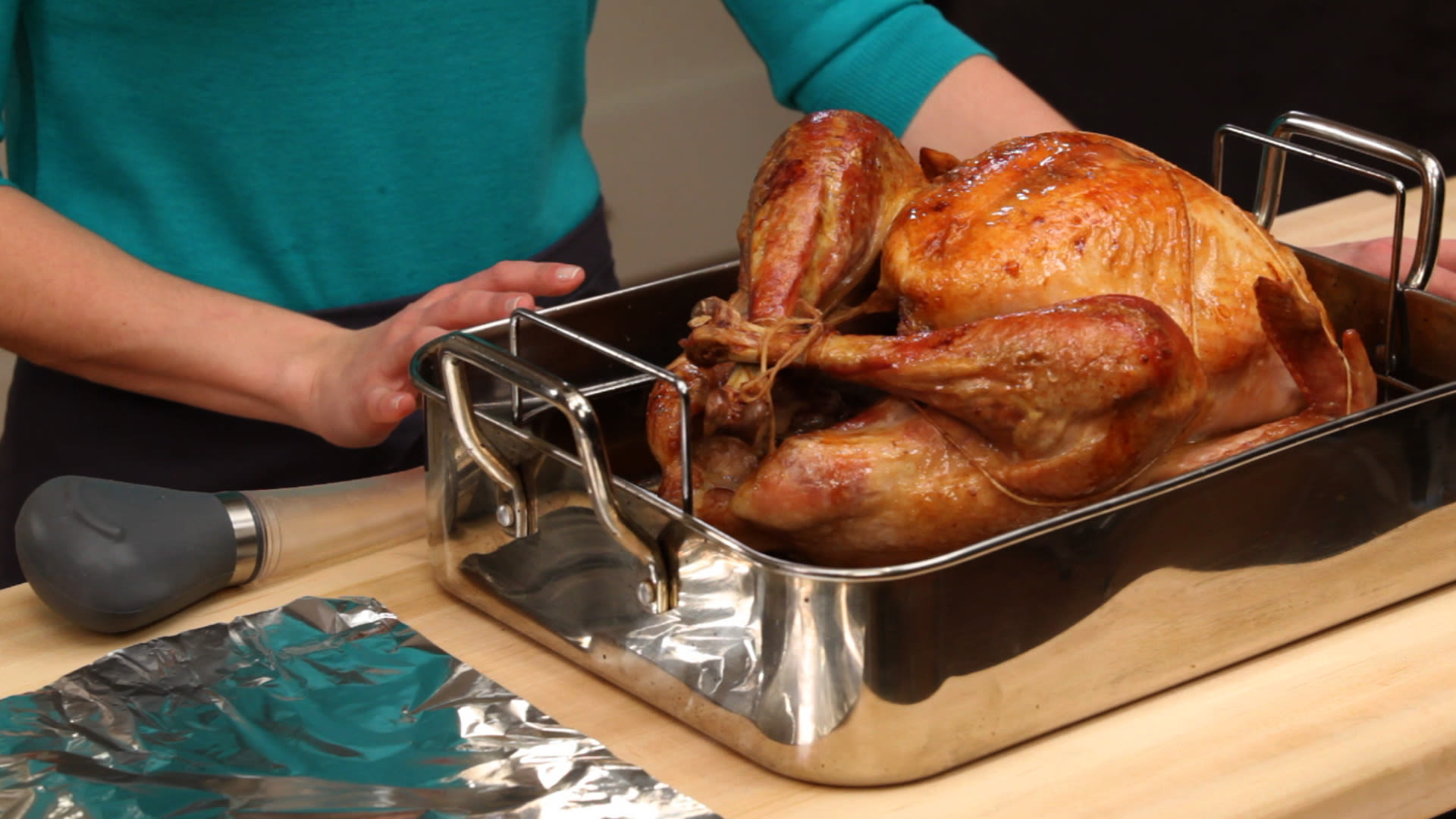 Watch How To Baste And Tent A Turkey Epicurious Essentials Cooking