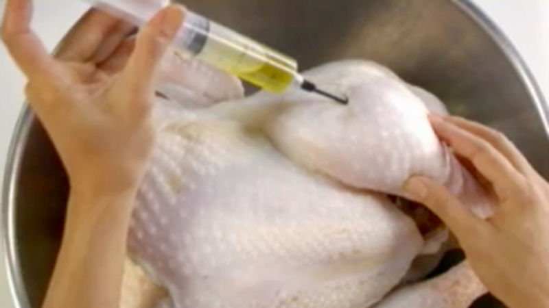 Watch Poultry Injecting A Turkey With Olive Oil Turkey And Chicken 101 Epicurious