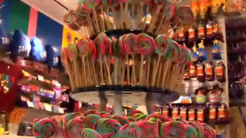 Watch Holidays With Master Chefs Tour Dylan S Candy Bar Epicurious Video Cne Epicurious Com Epicurious Watch Holidays With Master Chefs Tour Dylan S Candy Bar Epicurious Video Cne Epicurious Com Epicurious