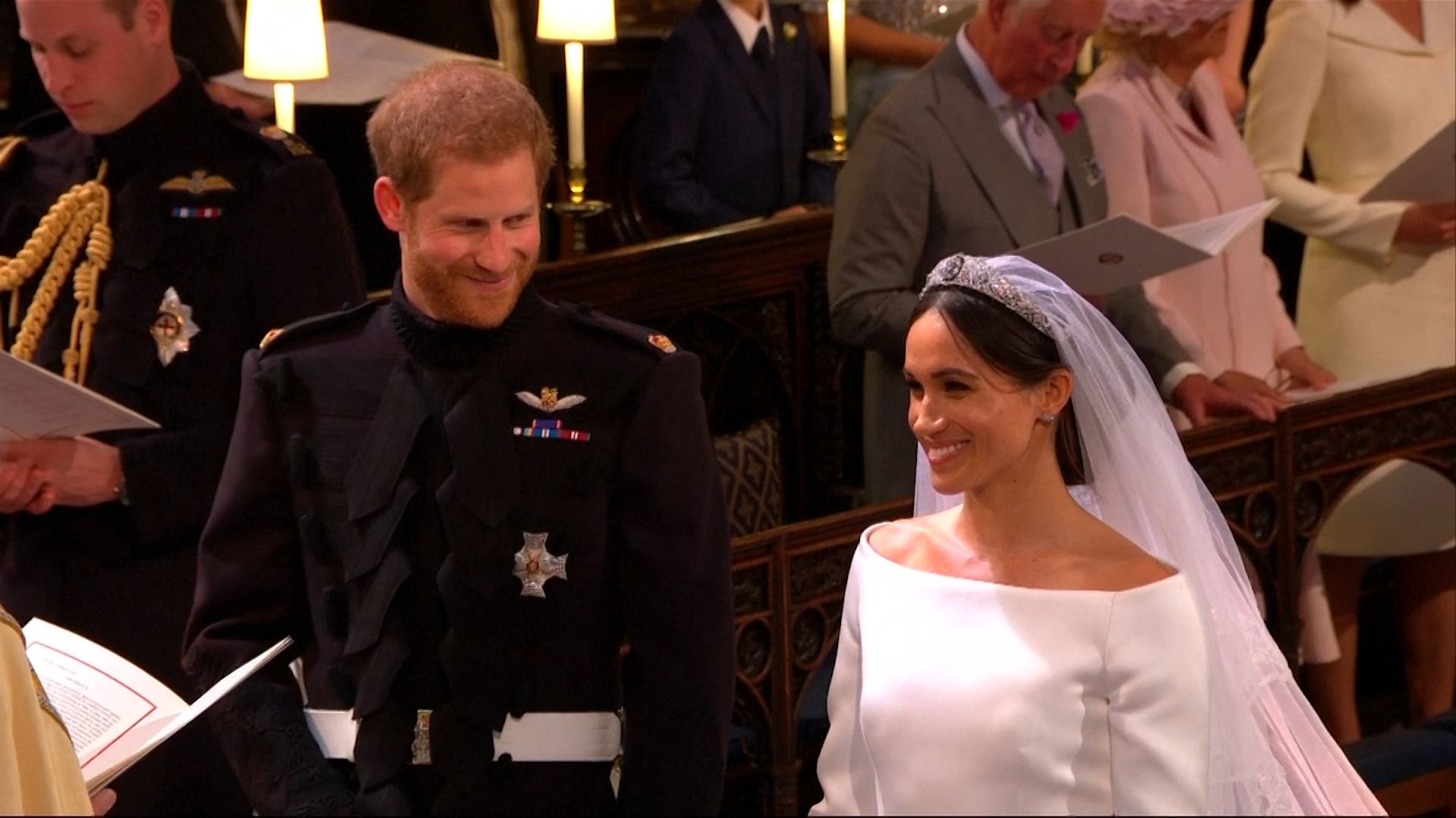 Watch Meghan Markle and Prince Harry Exchange Their Vows | Glamour ...