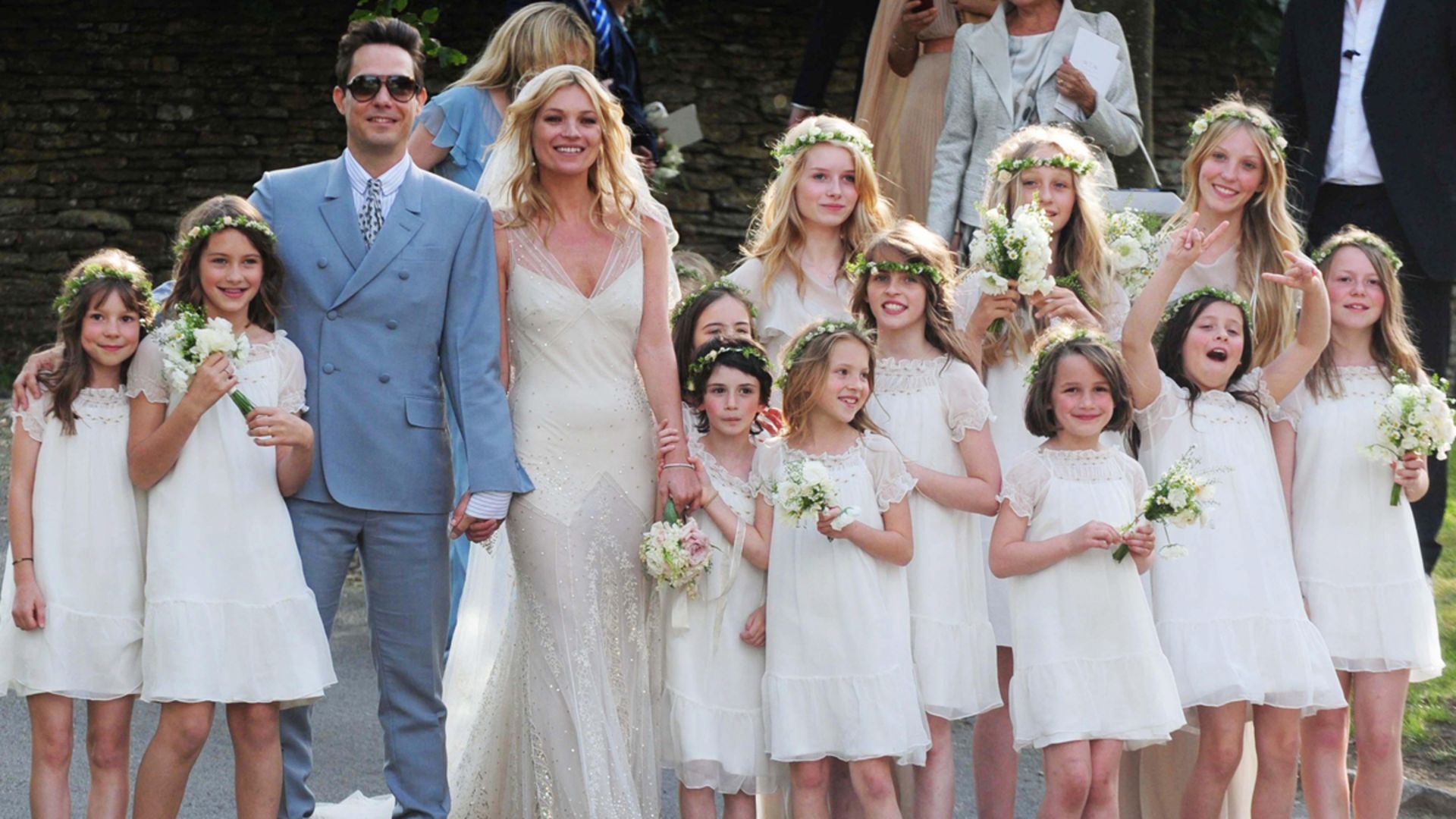 Watch Los vestidos de novia (de ayer y hoy) más bonitos de la historia Watch Los vestidos de novia (de ayer y hoy) más bonitos de la historia