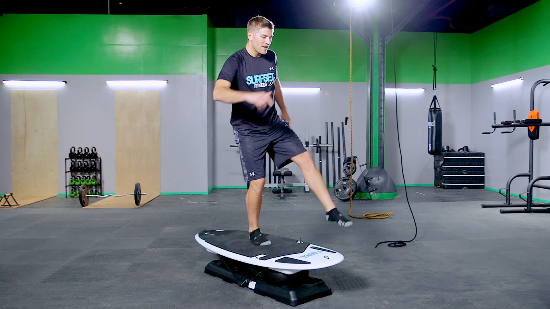 Watch SURFSET Balance Techniques Fighting Weight GQ