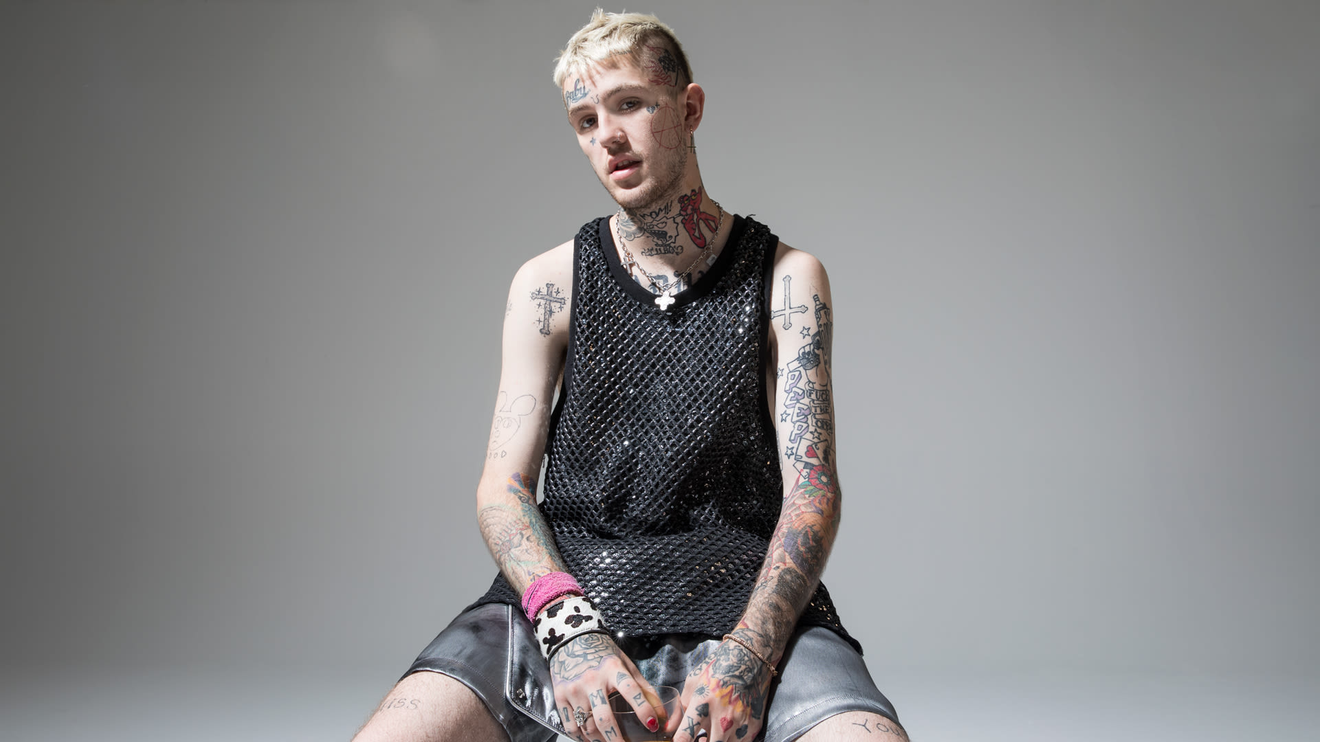Watch Late Rapper Lil Peep on the Face Tattoos He Was Too Messed Up to