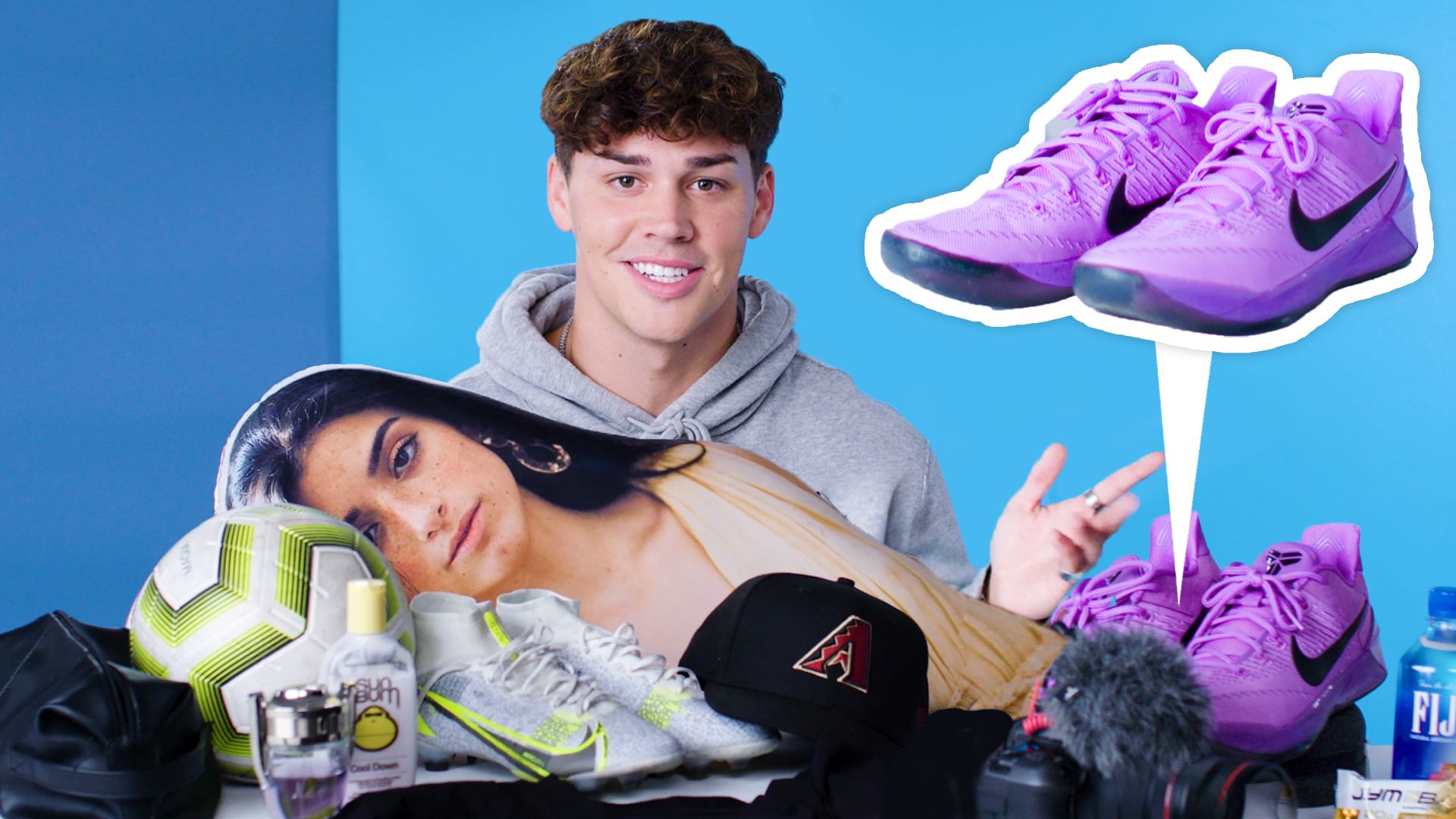 Watch 10 Things Noah Beck Can't Live Without, 10 Essentials