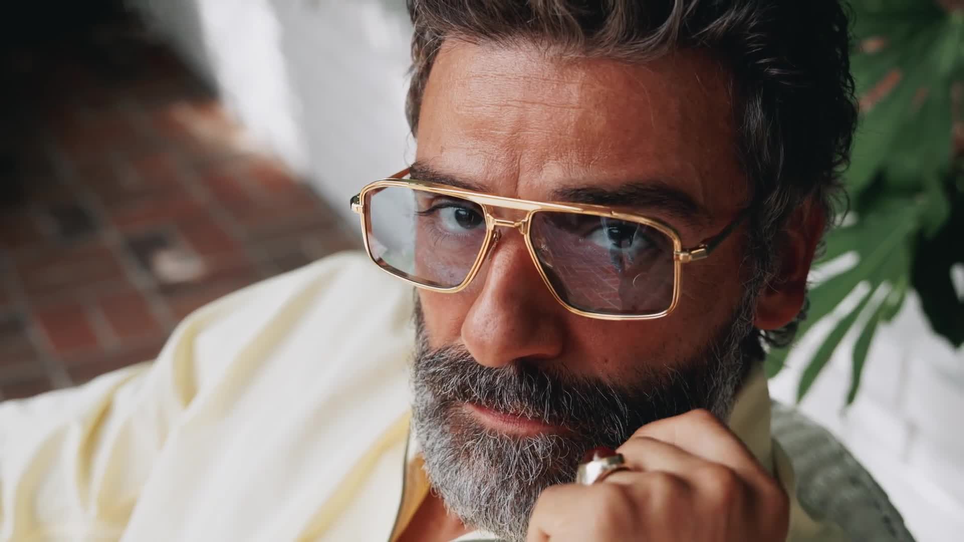 Watch Behind The Scenes of Oscar Isaac's GQ Men of the Year Cover | GQ