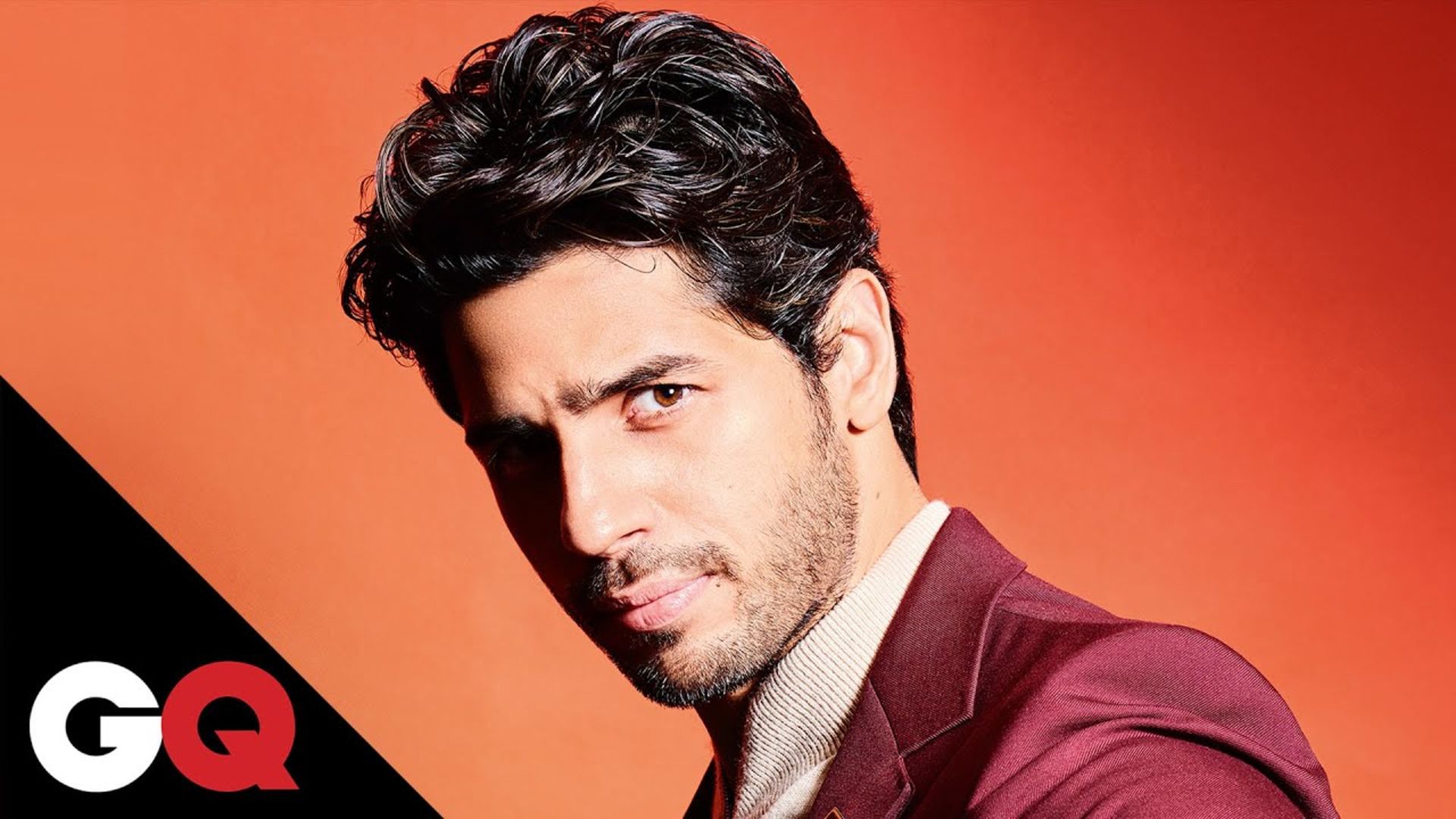 Watch Sidharth Malhotra Shows Off The Season's Best Looks | Photoshoot  Behind-the-Scenes | GQ India
