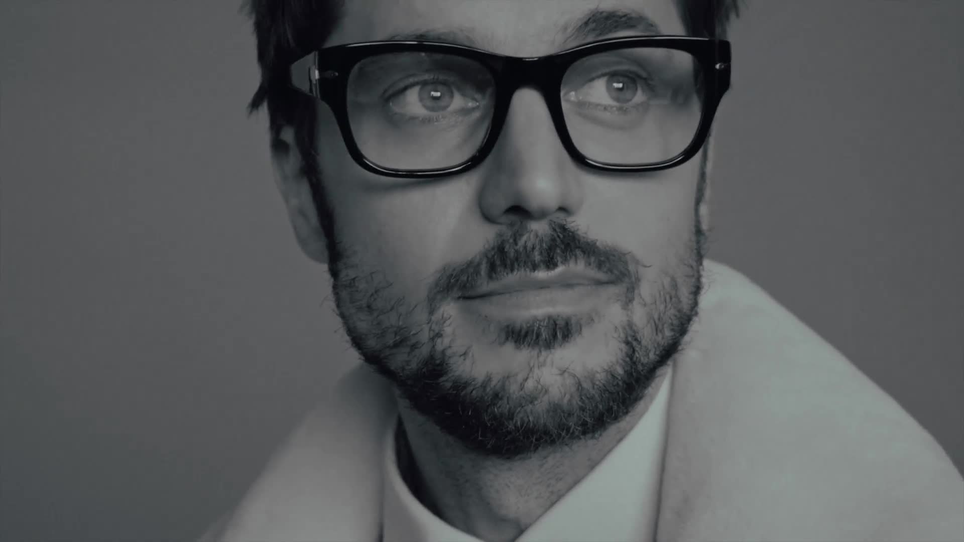 Watch Nel backstage del servizio di Lucas Bravo GQ Italia