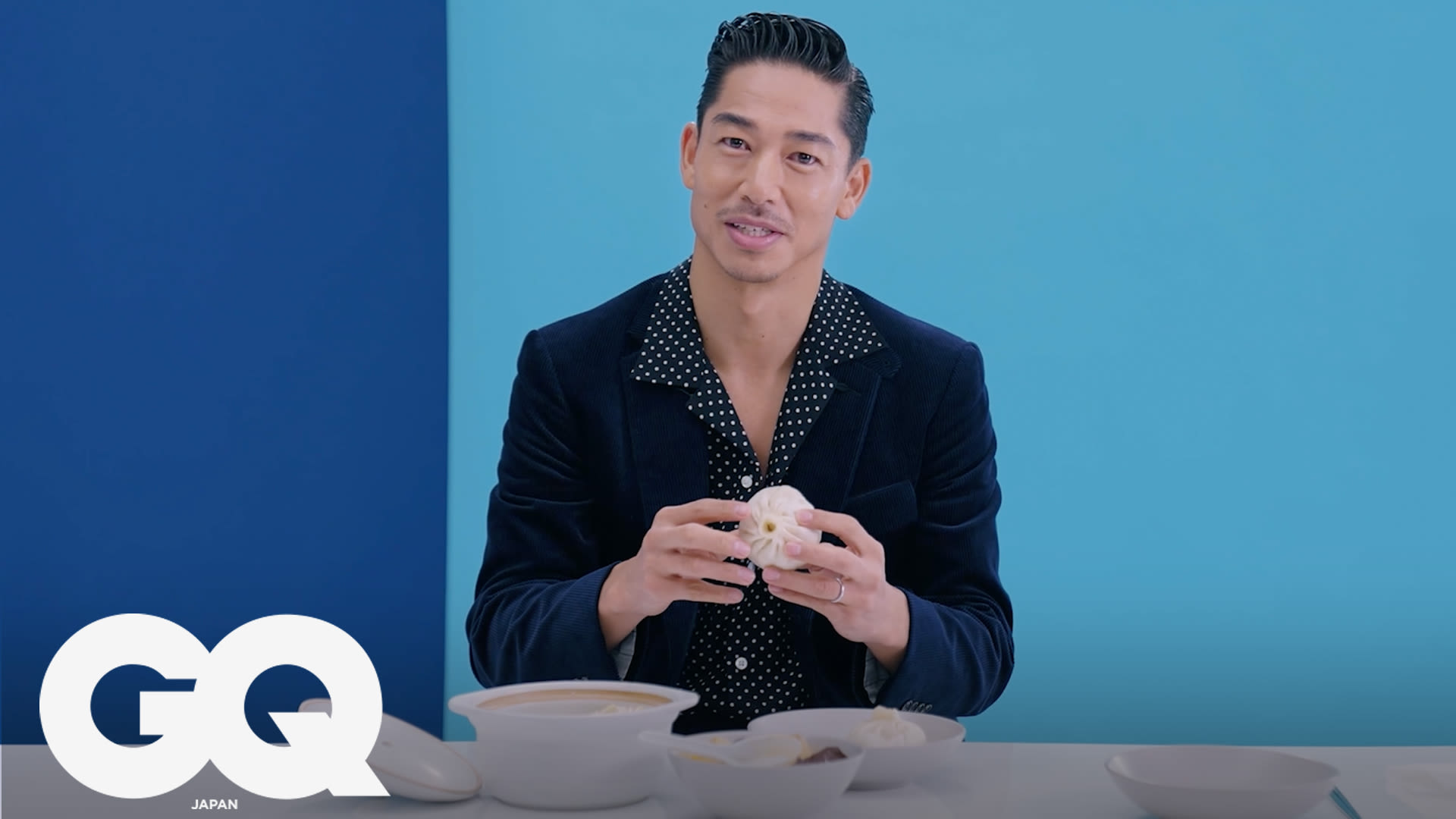 Watch EXILE AKIRAの人生に欠かせない10のアイテム | 10 Essentials 