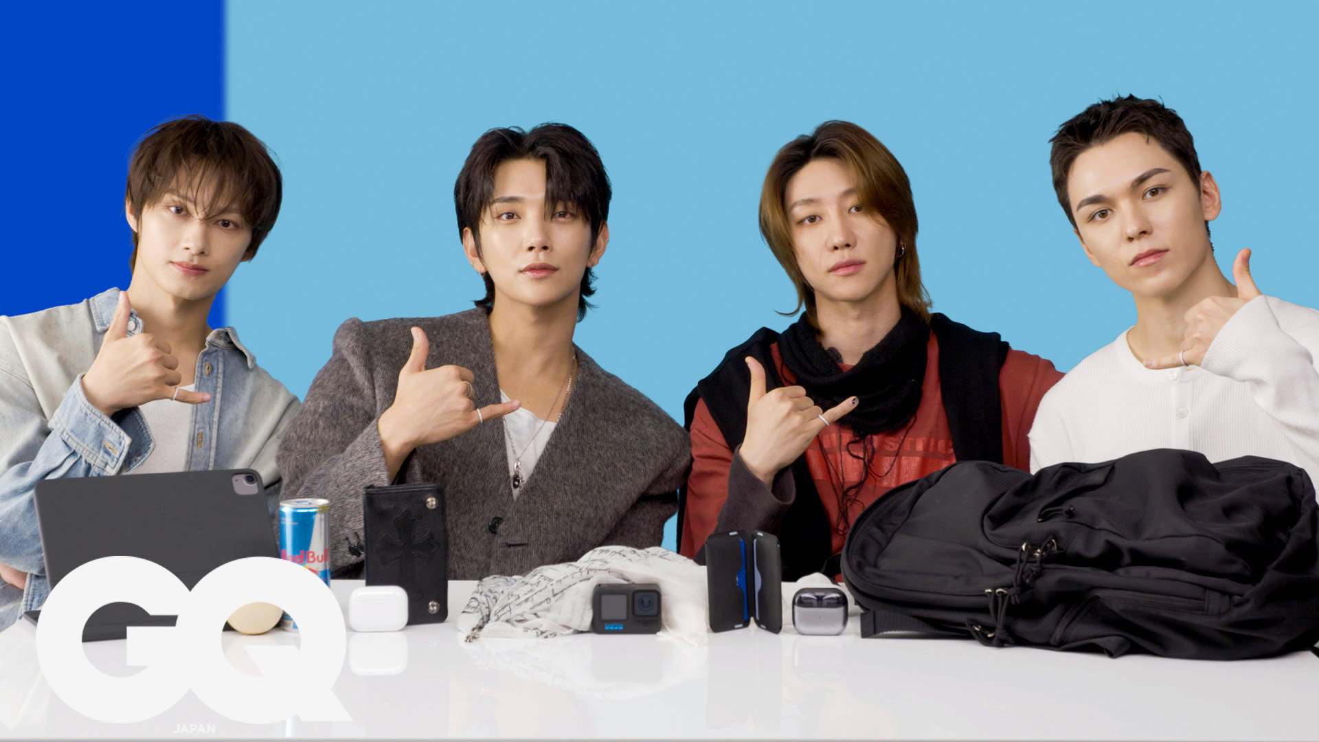 Watch SEVENTEENの人生に欠かせない10のアイテム | 10 Essentials | GQ