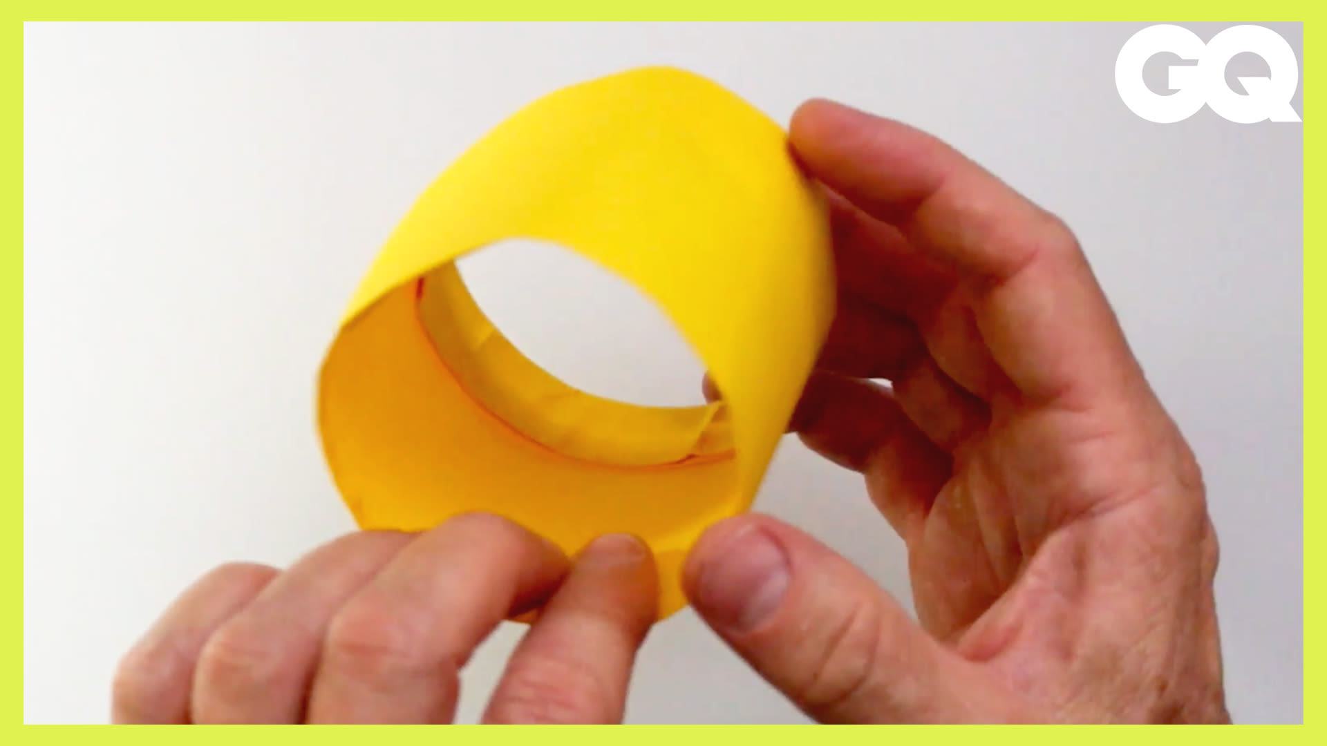 Watch 這真的可以飛！用A4紙摺出「圓筒紙飛機」How to Fold the 'Tube' Paper Airplane｜科普長知識