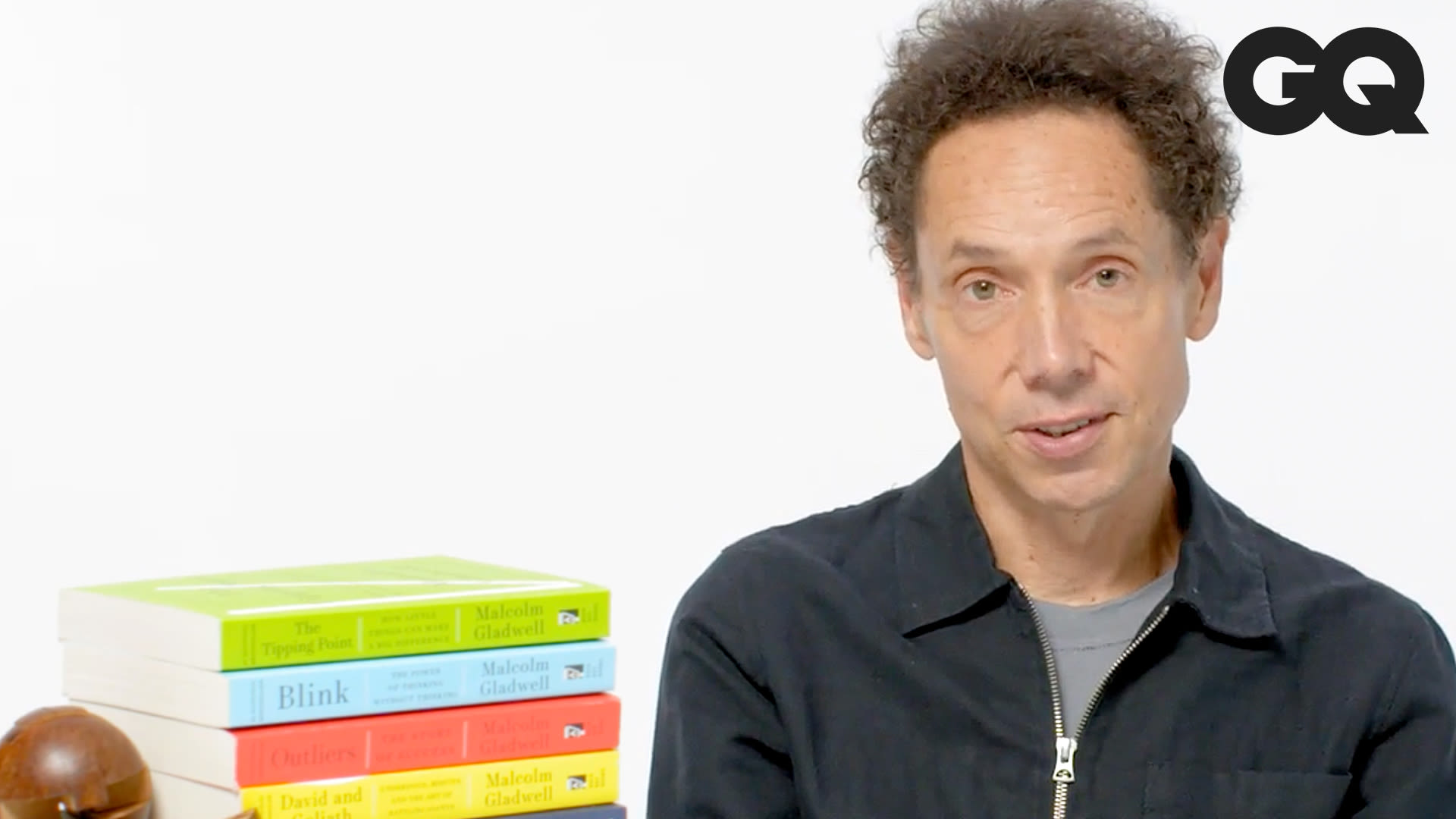 Watch 一萬小時天才定律是真的嗎？麥當勞在小時候比較好吃？《異數》作者回答各種研究問題Author Answers Research  Questions｜名人專業問答｜GQ Taiwan | 名人專業問答