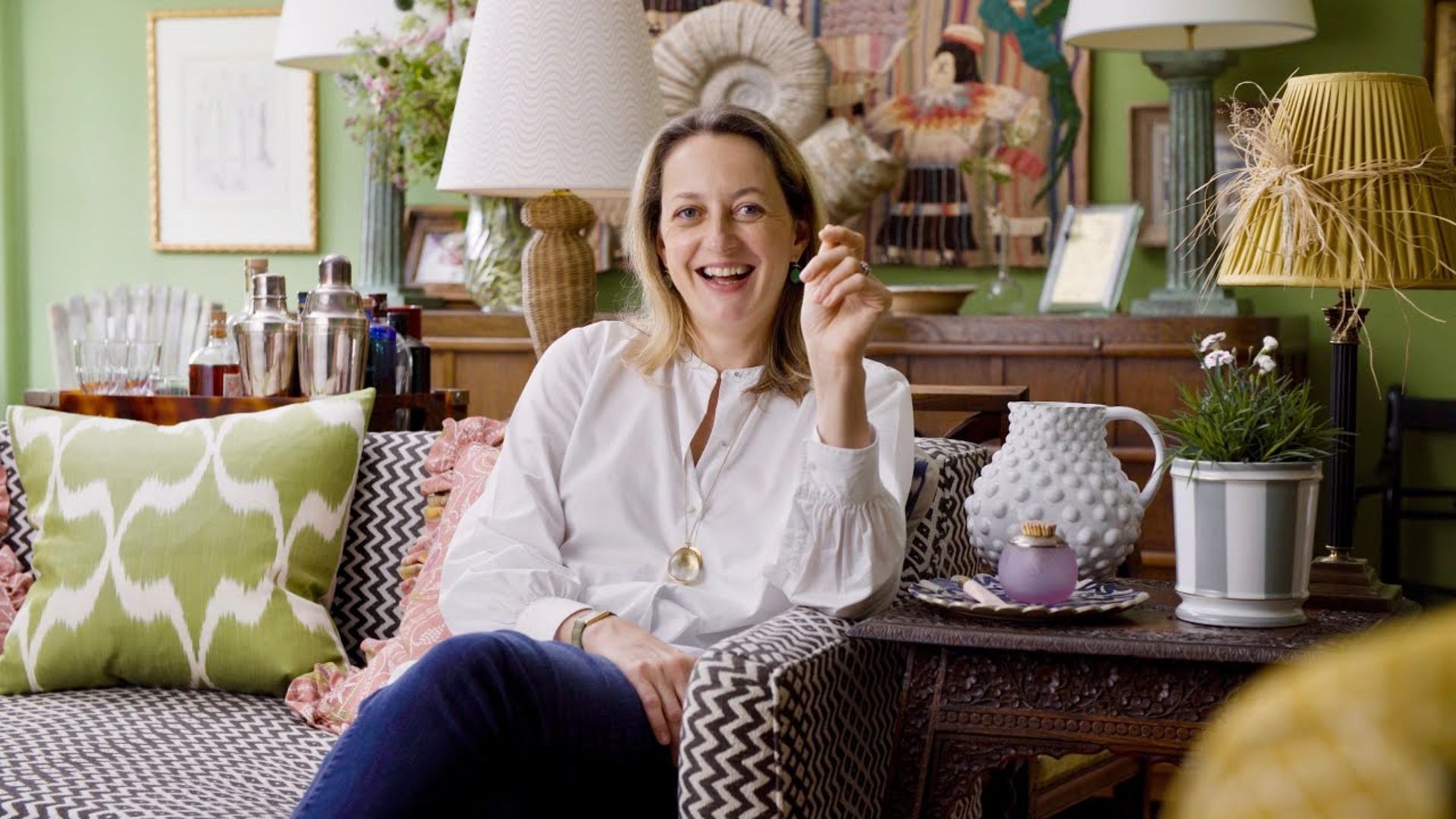 Watch Interior Designer Rita Konig On How To Make A Bed House