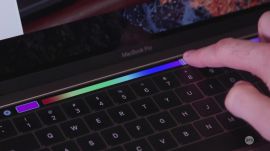 Hands-on with Apple's new Macbook Pro Touch Bar | Ars Technica