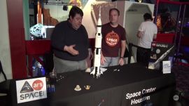 Building the Lego NASA Saturn V rocket | Ars Technica