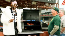 2 Chainz Checks Out the Most Expensivest Grill