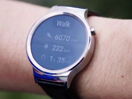 Watch Tech, Ars tests out the new Huawei Watch, Ars Technica Video